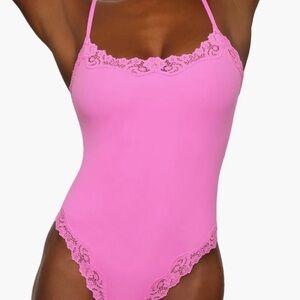 RARE SKIMS Fits Everybody Lace Bodysuit Valentine’s Collection
